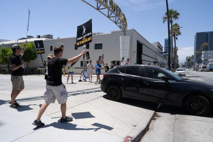 Entertainment Industry Unions: What They Do for Workers — Entertainment coverage by CitizenPost