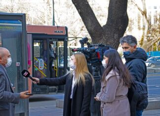 Breaking News Updates: How Journalists Prioritize Stories Breaking News Updates: How Journalists Prioritize Stories — Top News coverage by CitizenPost