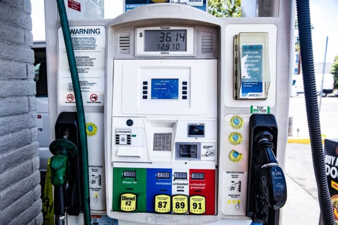 Featured image related to Oil hits $100 a barrel for first since July as Middle East conflict intensifies again